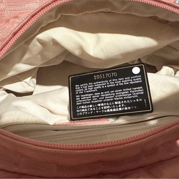 Chanel travel line handbag - Picture 7 of 11